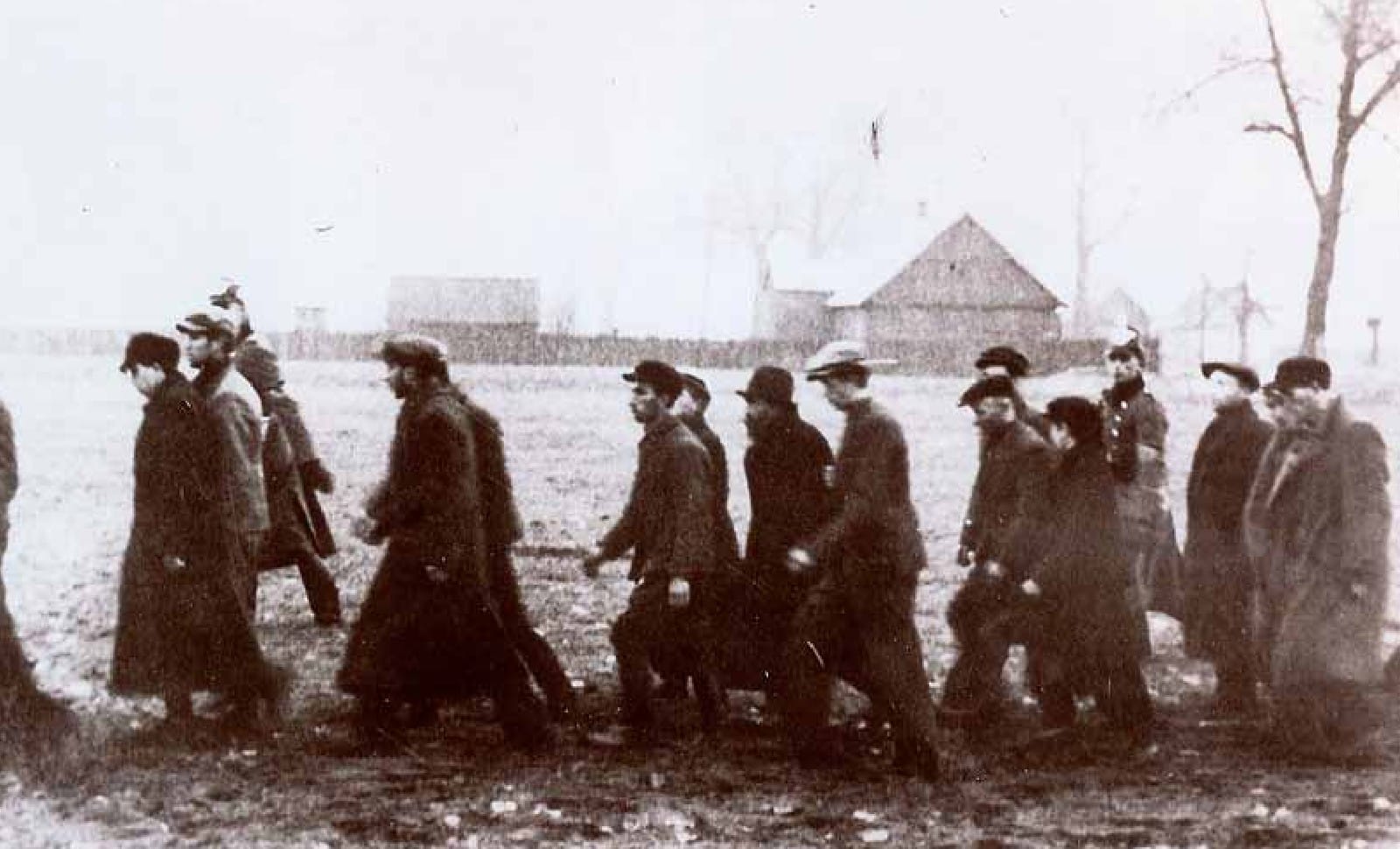 <i class='fa fa-lock' aria-hidden='true'></i> OSTRÓW, la tragédie <i class='fa fa-lock' aria-hidden='true'></i> OSTRÓW, la tragédie